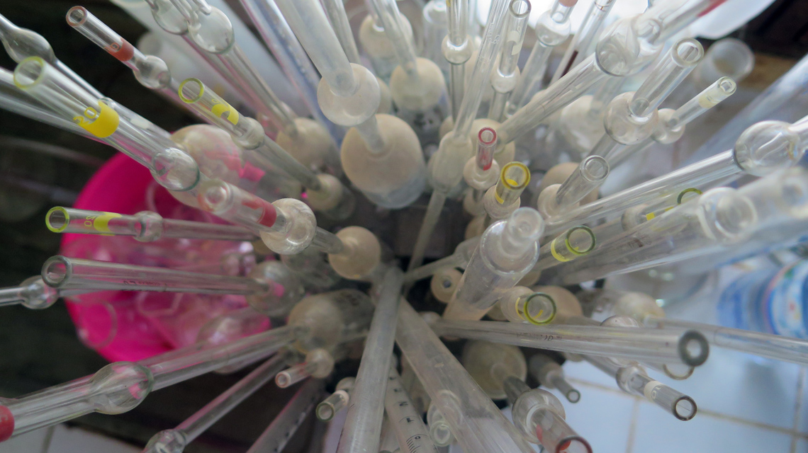 glass-tubes-car-1140x640.jpg