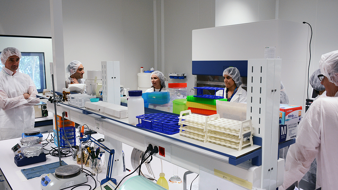 lab-knowledge-sharing-1140x640.jpg