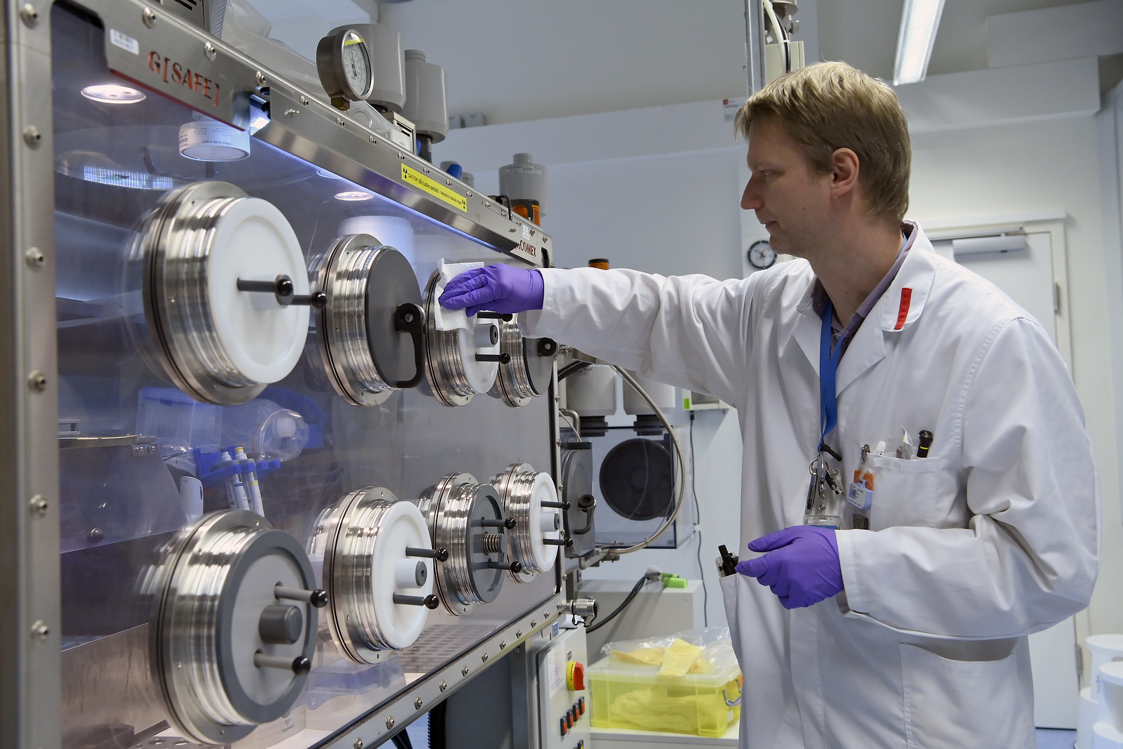 lab-tour_nsrw.jpg