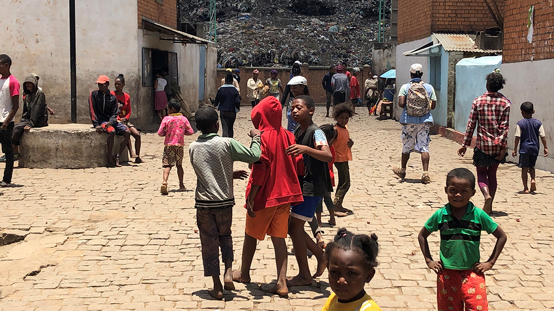madagascar-well-1140x640.jpg
