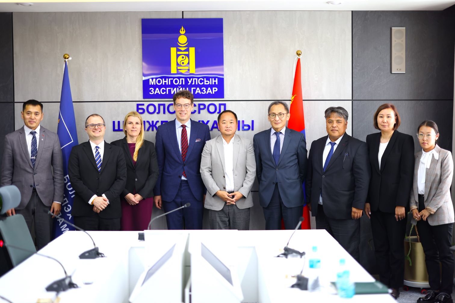 mongolia_group.jpg