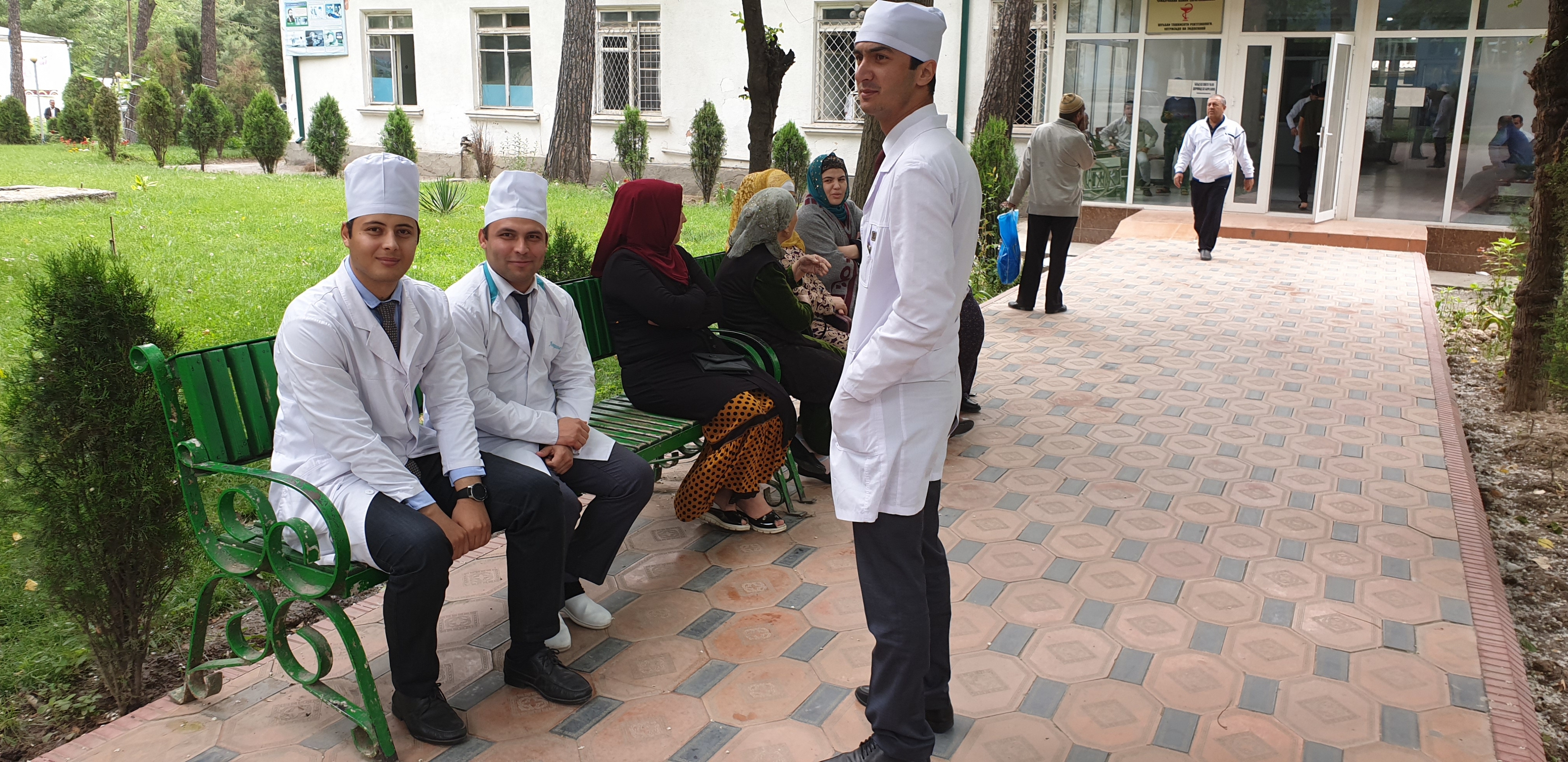 tajik-radio.jpg