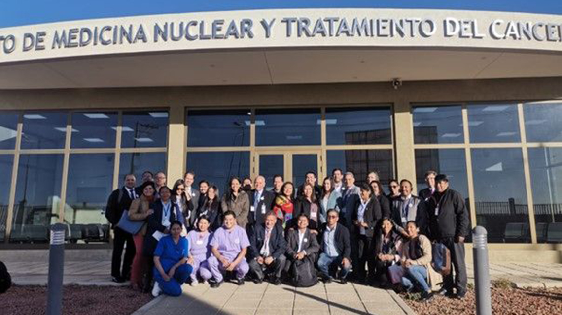 team-visit-ministry-of-health-and-sports-bolivia-1140x640.jpg