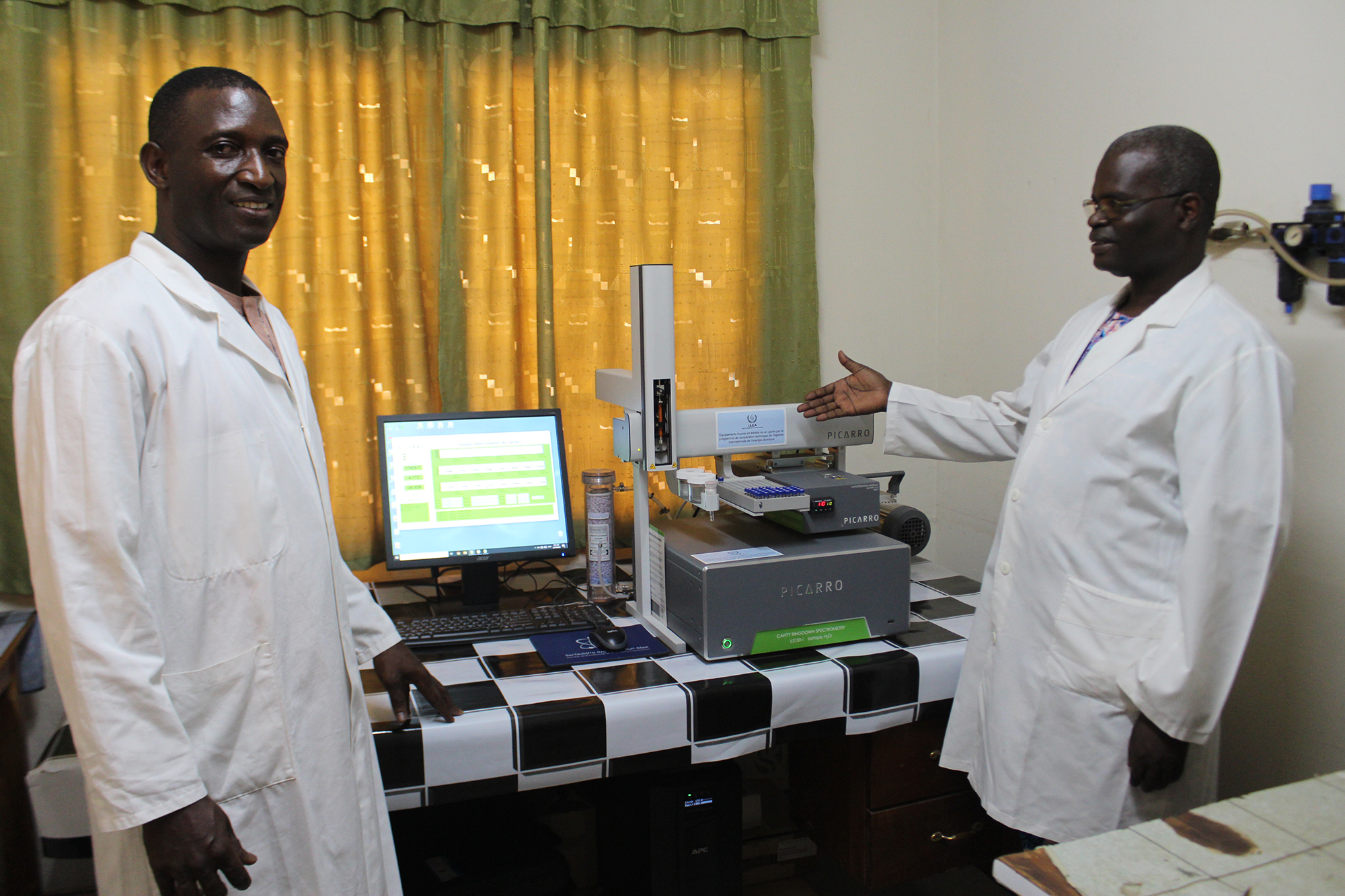togolese_scientists.jpg